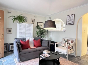 Cozy Townhouse Central location